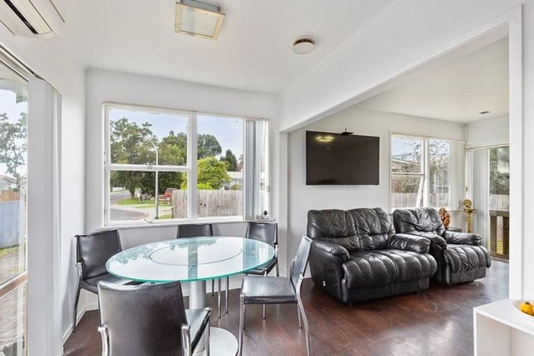 Photo of property in 66 Pinedale Place, Henderson, Auckland, 0610