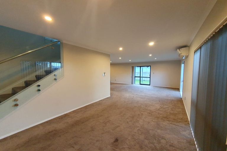 Photo of property in 813 Te Atatu Road, Te Atatu Peninsula, Auckland, 0610