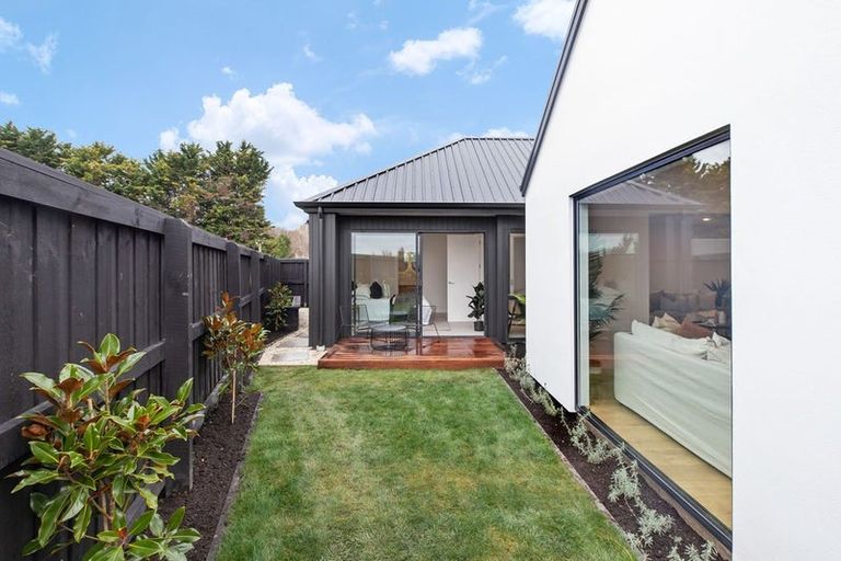 Photo of property in 16 Burkett Street, Marshland, Christchurch, 8051