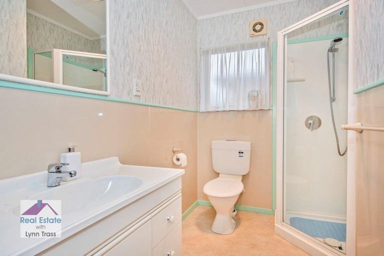 Photo of property in 16 Elm Place, Tikipunga, Whangarei, 0112