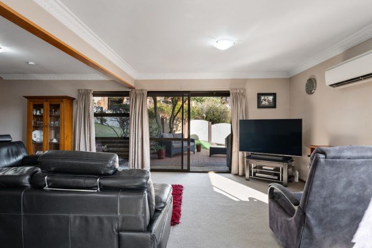 Photo of property in 66 Kinmont Crescent, Kinmont Park, Mosgiel, 9024