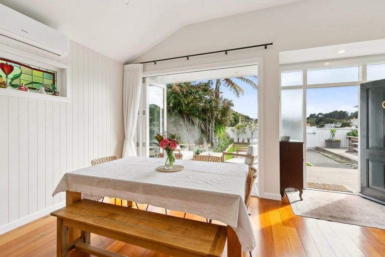 Photo of property in 25 Waikato Street, Island Bay, Wellington, 6023