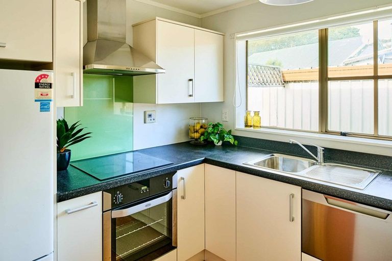 Photo of property in 9c James Street, Plimmerton, Porirua, 5026