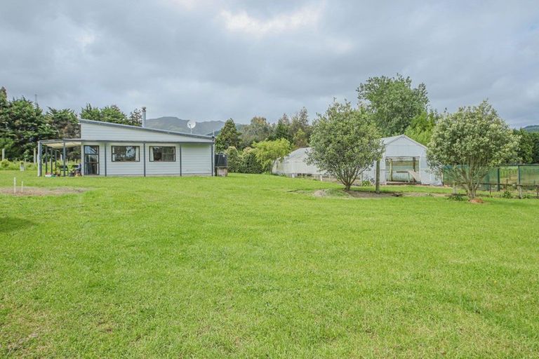 Photo of property in 119 Engles Road, Shannon, 4821