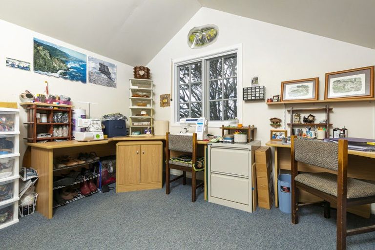 Photo of property in 76 Muriwai Road, Muriwai, 0881