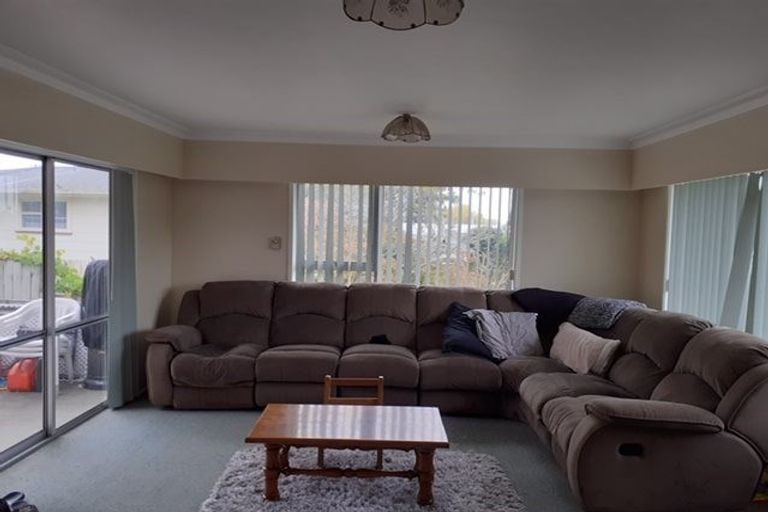 Photo of property in 8 Bayly Place, Te Puke, 3119