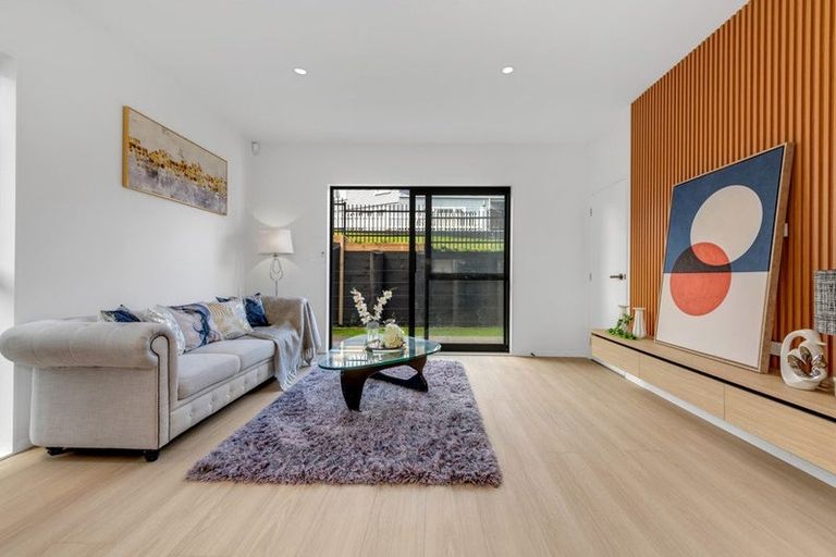 Photo of property in 27 Red Hill Road, Red Hill, Papakura, 2110