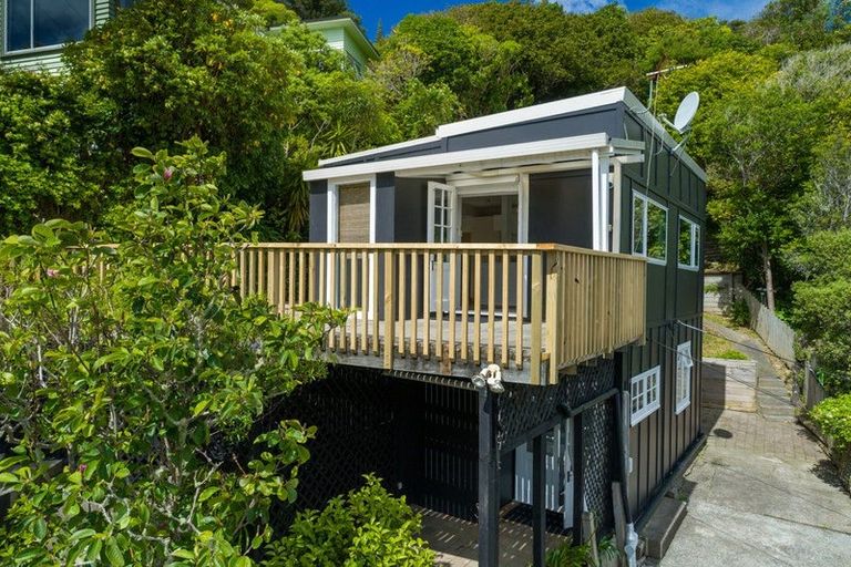 Photo of property in 84 Cluny Road, Plimmerton, Porirua, 5026