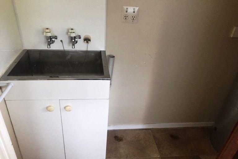 Photo of property in 1/23 Gemstone Drive, Birchville, Upper Hutt, 5018