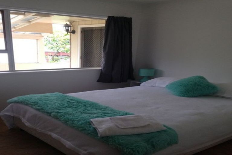 Photo of property in 1/78 Bentley Avenue, Glenfield, Auckland, 0629