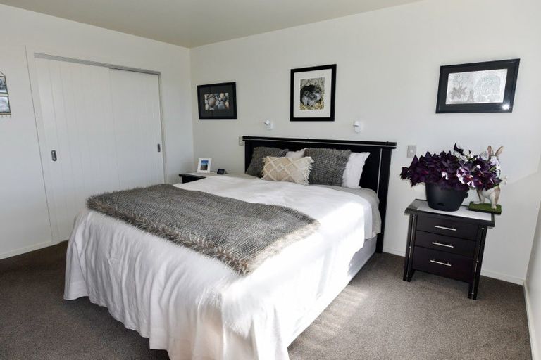 Photo of property in 24 Johnston Crescent, Haast, 7886