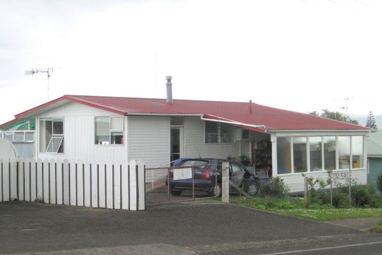 Photo of property in 85 Omokoroa Road, Omokoroa, 3114