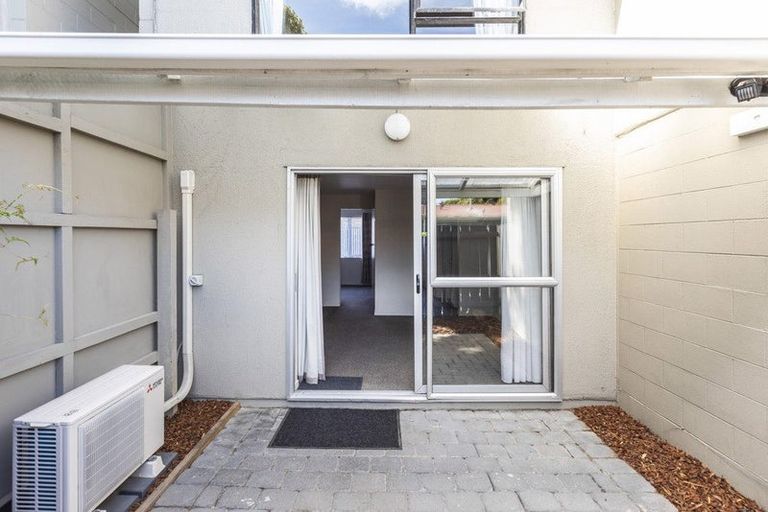 Photo of property in 2/271 Fitzgerald Avenue, Christchurch Central, Christchurch, 8013