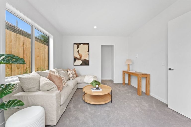 Photo of property in 4c Towra Place, Botany Downs, Auckland, 2010
