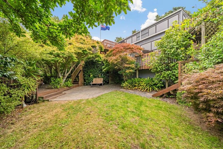 Photo of property in 33 Oak Avenue, Paremata, Porirua, 5024