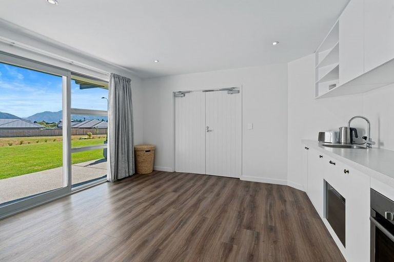 Photo of property in 12 Turnbull Crescent, Wanaka, 9305