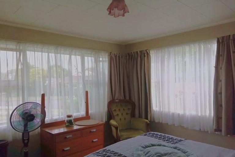 Photo of property in 1 Bale Place, Havelock North, 4130