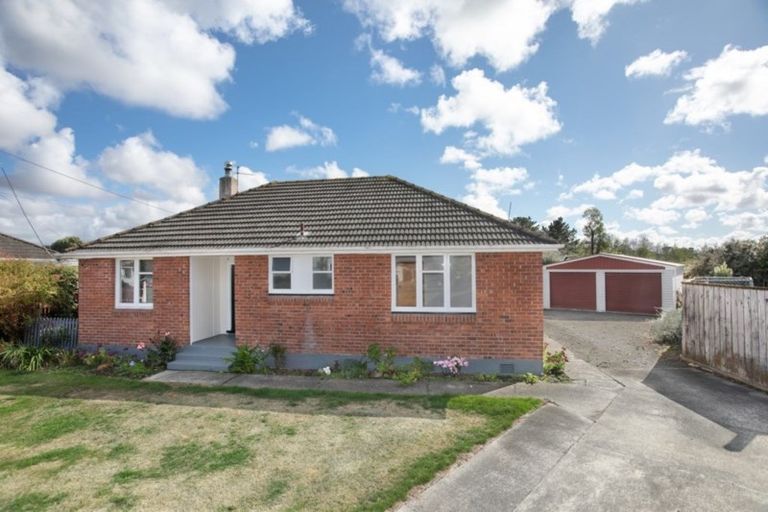 Photo of property in 13 Ward Street, Bulls, 4818