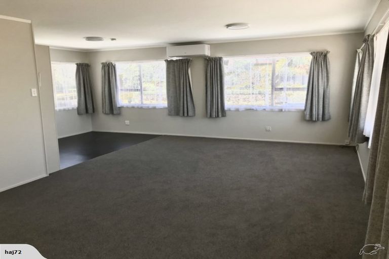 Photo of property in 18 Hicks Crescent, Waikanae Beach, Waikanae, 5036