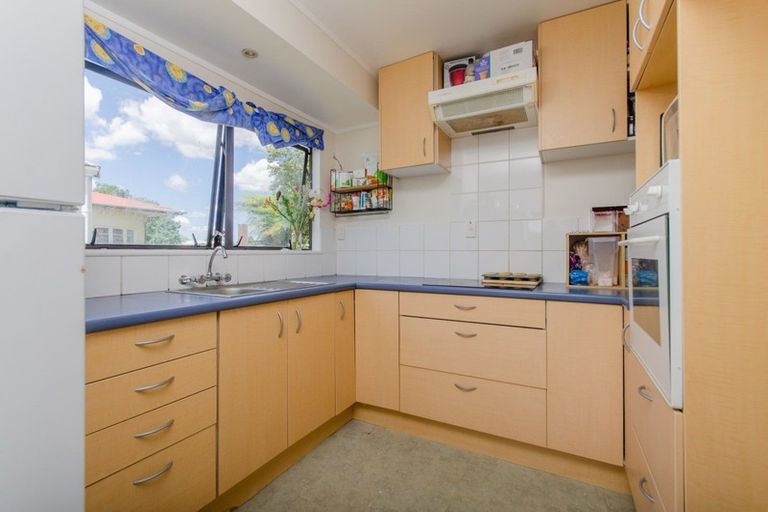 Photo of property in 2/22 Cosgrave Road, Papakura, 2110
