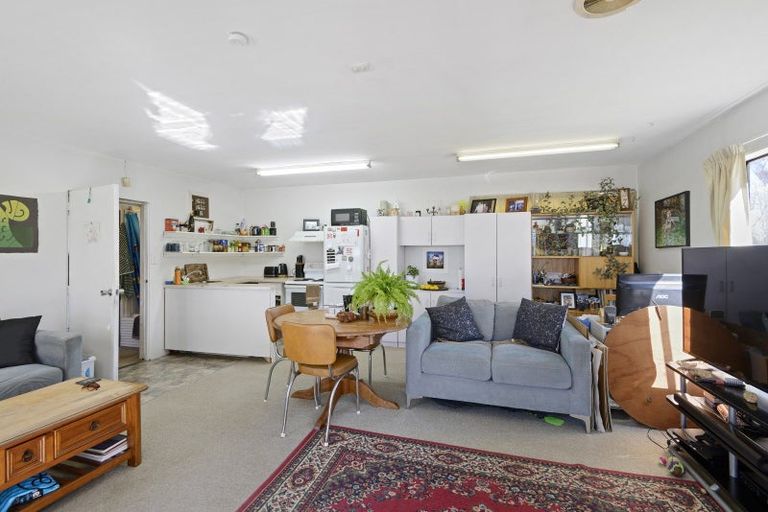 Photo of property in 11 Downies Road, Halswell, Christchurch, 8025