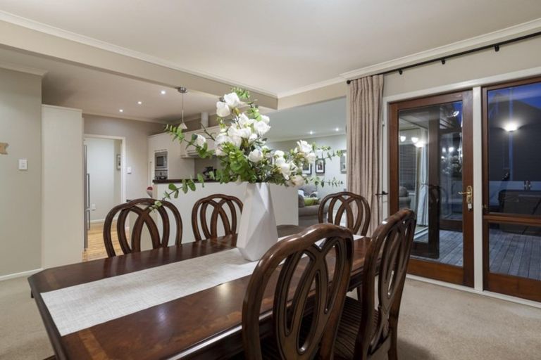 Photo of property in 17 Stratford Place, Otumoetai, Tauranga, 3110