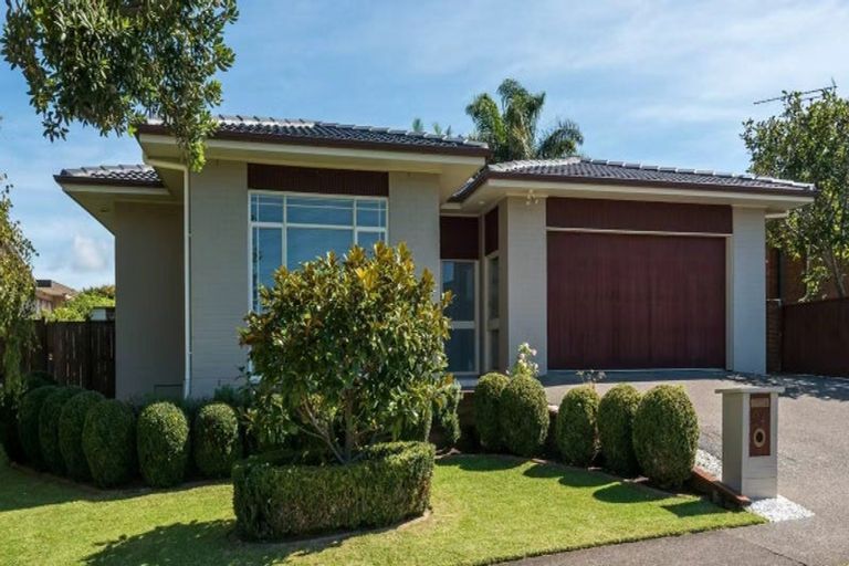 Photo of property in 24 Tyrian Close, Half Moon Bay, Auckland, 2012