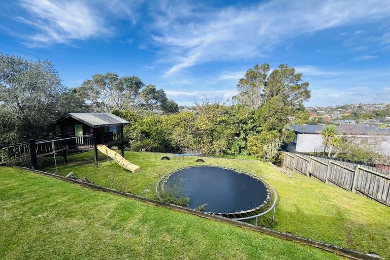 Photo of property in 27 Montclair Rise, Browns Bay, Auckland, 0630