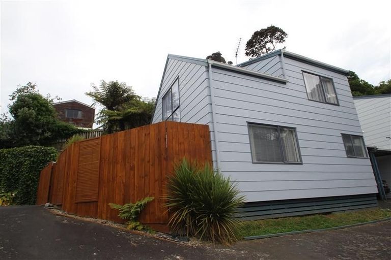 Photo of property in 1/147 Spinella Drive, Bayview, Auckland, 0629