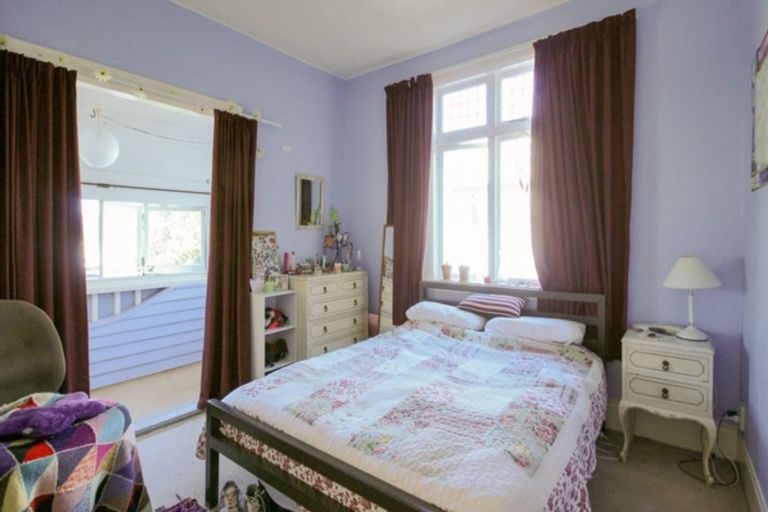 Photo of property in 5 Maurice Terrace, Te Aro, Wellington, 6011