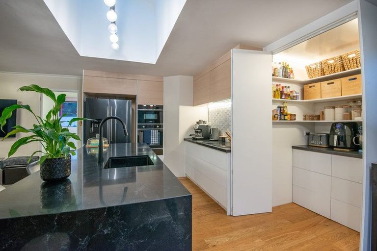 Photo of property in 5/27 Saint Albans Street, Bradford, Dunedin, 9011