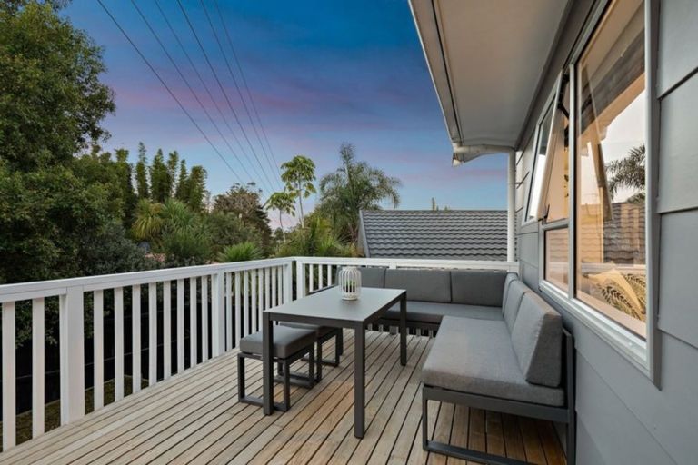 Photo of property in 29 Lilburn Crescent, Massey, Auckland, 0614