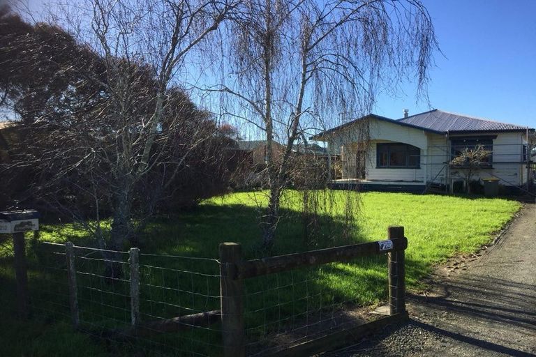 Photo of property in 212 Parkhurst Road, Parakai, 0830