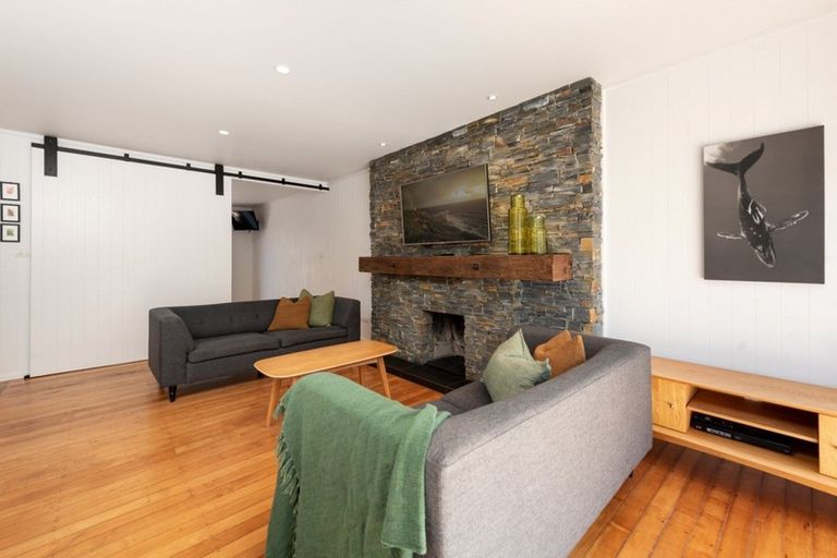 Photo of property in 2/54 Marine Parade, Mount Maunganui, 3116