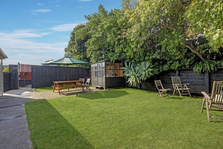 Photo of property in 167 Coutts Street, Rongotai, Wellington, 6022