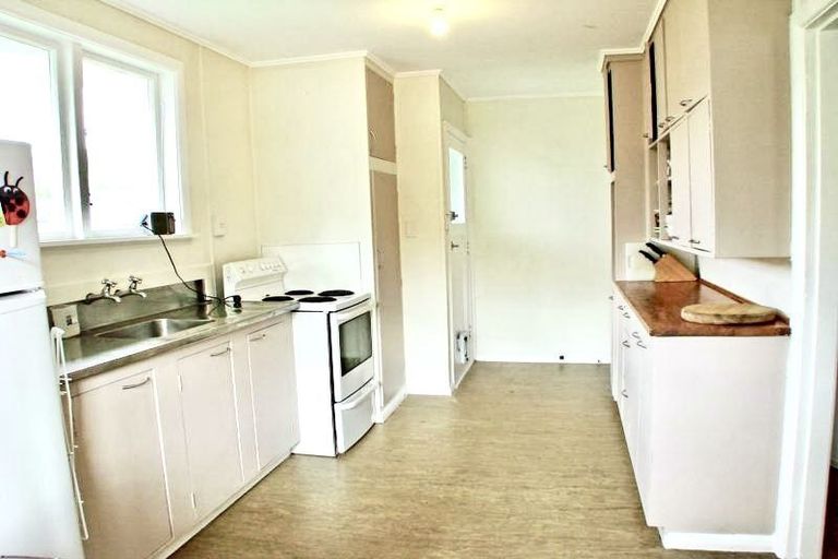 Photo of property in 54 Bird Grove, Stokes Valley, Lower Hutt, 5019