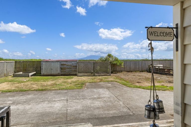 Photo of property in 247 Tawhiti Road, Hawera, 4672