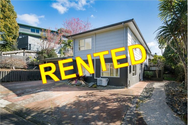 Photo of property in 1/62 Stapleford Crescent, Browns Bay, Auckland, 0630