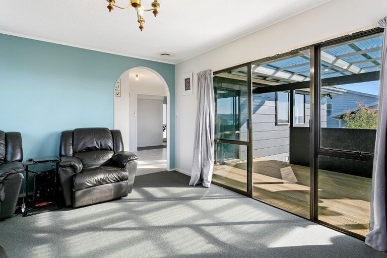 Photo of property in 9 Gladstone Grove, Richmond Heights, Taupo, 3330