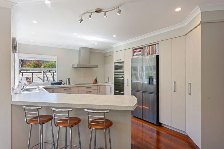 Photo of property in 19 Hurunui Street, Waikanae, 5036