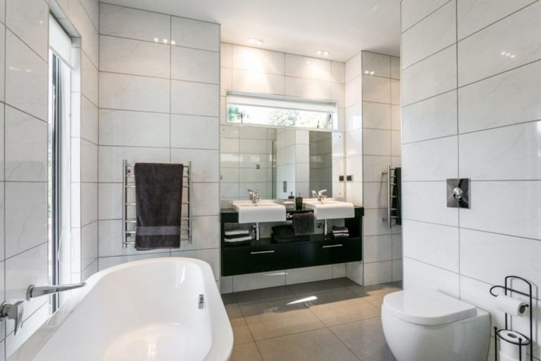 Photo of property in 54a Simla Terrace, Hospital Hill, Napier, 4110