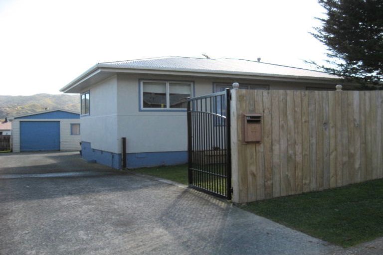 Photo of property in 11 Antrim Crescent, Wainuiomata, Lower Hutt, 5014