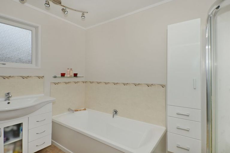 Photo of property in 15 Tanekaha Drive, Parahaki, Whangarei, 0112