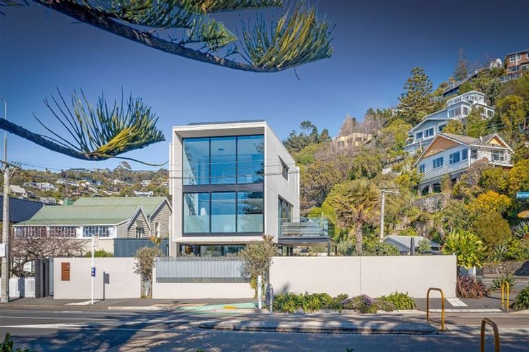 Photo of property in 2 Marriner Street, Sumner, Christchurch, 8081