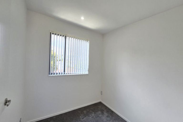 Photo of property in 8a Nield Road, Manurewa, Auckland, 2102