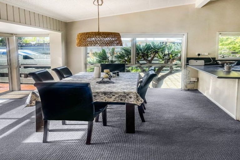 Photo of property in 73 Iranui Road, Inner Kaiti, Gisborne, 4010