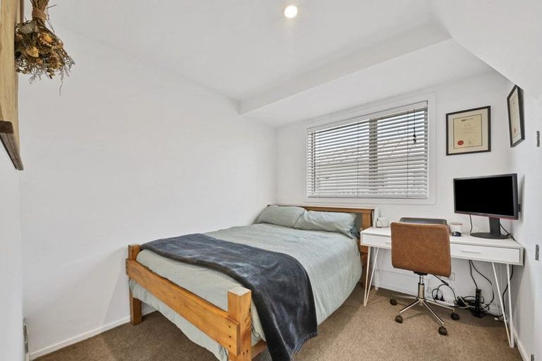 Photo of property in 2/9 Cameron Street, Sydenham, Christchurch, 8023