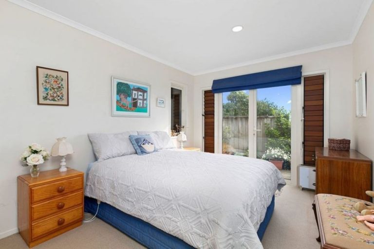 Photo of property in 118a Fourth Avenue, Tauranga, 3110