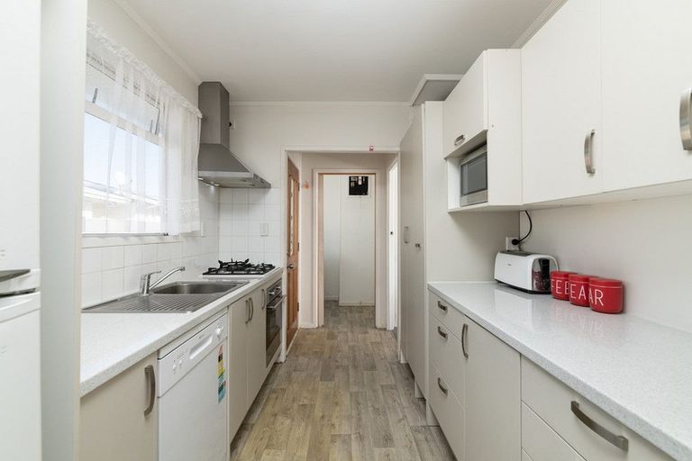 Photo of property in 10 Valley Road, Te Puke, 3119