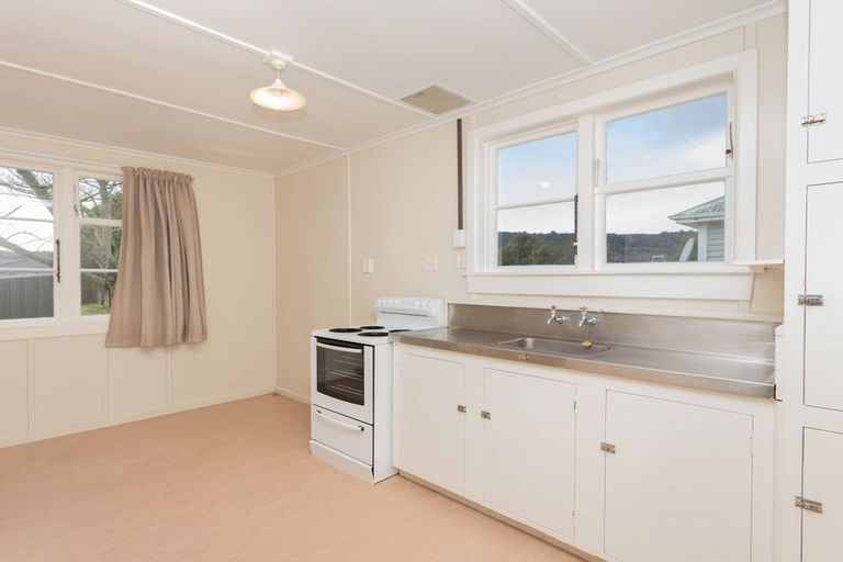 Photo of property in 18 Conlon Street, Reefton, 7830